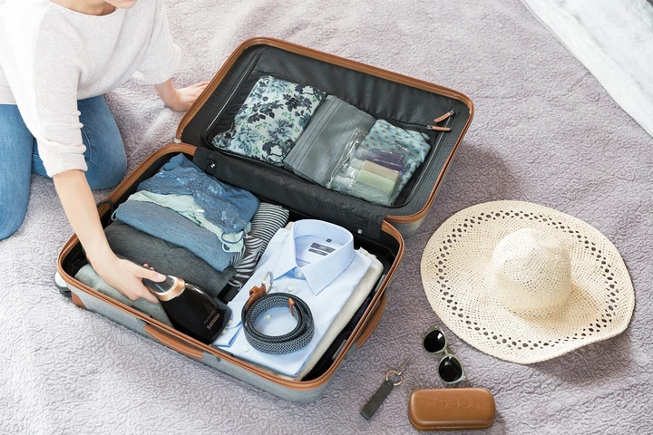 Parownica do ubrań PHILIPS Steam&Go GC362/80 - Zdjęcie 9 Parownica do ubrań PHILIPS Steam&Go GC362/80 - obraz 9