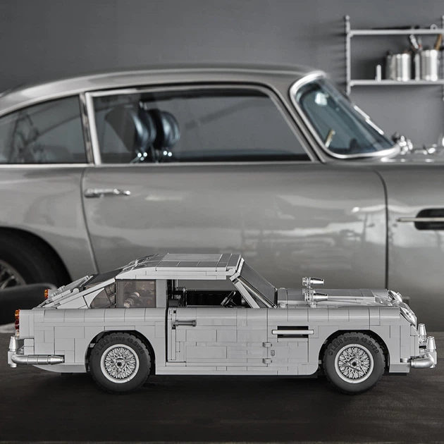 Zestaw klocków LEGO Creator Expert James Bond Aston Martin DB5 1295 elementów (10262) - obraz 8