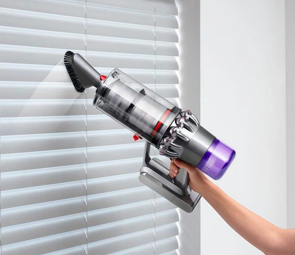 Аккумуляторный пылесос DYSON V11 Absolute – фото, отзывы