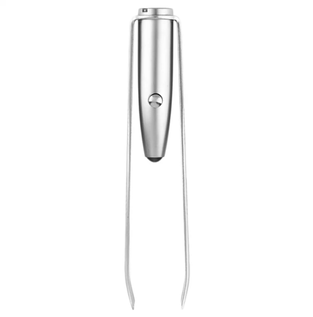 Пінцет для брів Led Flashlight eyebrow зі світлодіодним підсвічуванням - Фото 7 Пінцет для брів Led Flashlight eyebrow зі світлодіодним підсвічуванням - зображення 7