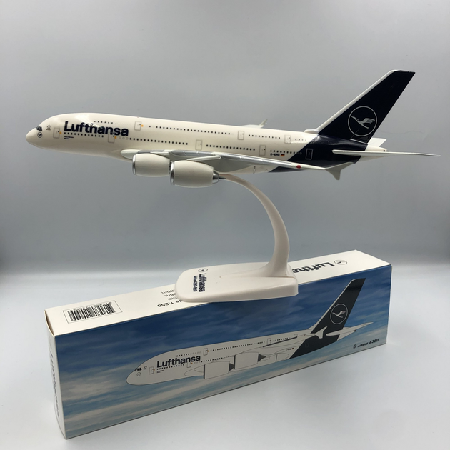 МИНИЛАЙНЕР - готовые масштабные модели пассажирских самолетов