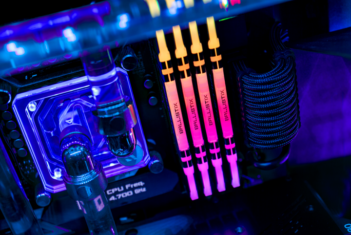 Оперативна пам'ять Crucial Ballistix DDR4 2x8Gb 3200Mhz