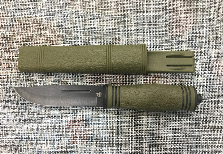 Тактичний ніж для полювання і риболовлі Gerber АК-208 c Чохлом - зображення 1