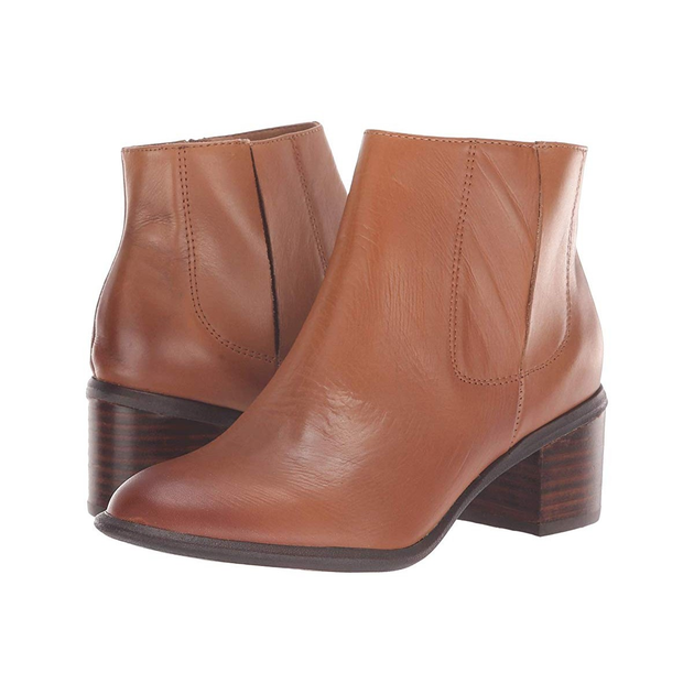 sofft pueblo leather block heel boot