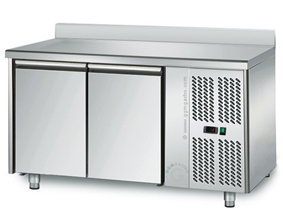 Холодильный стол GGM Gastro KTS147AN