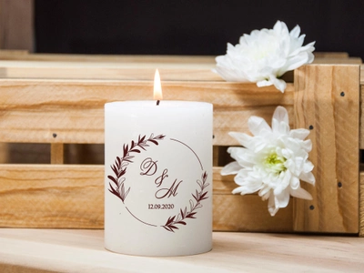 Декоративная свеча для свадьбы Didiart с именной печатью инициалов цилиндрическая белая 7x10 см