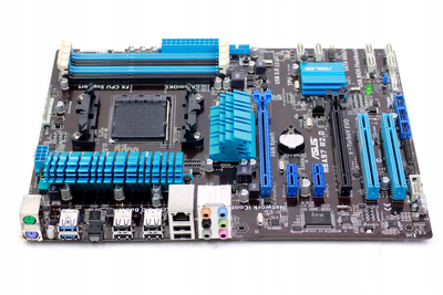 Материнcкая плата AM3+ Gigabyte M5A97 R2.0 Б/У