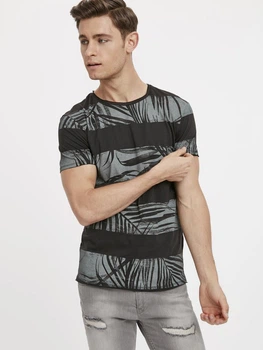 Мужская футболка LC Waikiki с серым лиственным принтом S Черная (LCW T-shirt -2768-0)