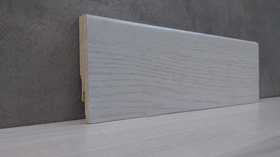 Плинтус Luciano Tratline 498 2400x82x15 Светло серый 173/082QC16L498