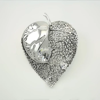 Серебряная брошь Листочек (9505)