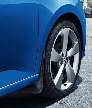 Брызговики Skoda Fabia 2014-2021 передние оригинальные № 6V0075111 VAG