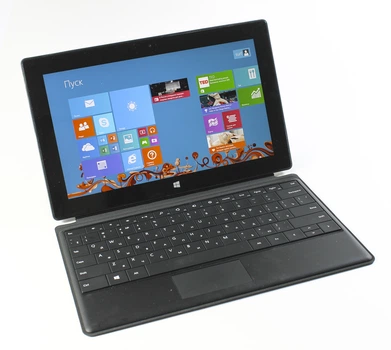 Планшет + Клавиатура Microsoft Surface RT Windows 1516 2Gb/64 ОЗУ IPS 10.1" Б/У