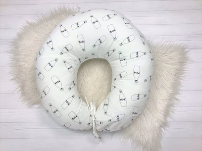 Подушка для кормления со съемным чехлом Moon Time Милк 80*80см