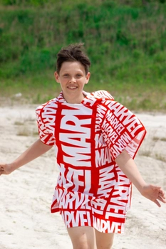 Детское полотенце пончо Marvel Марвел 75х150 см с капюшоном для мальчика 8-11 лет