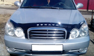Дефлектор капота Hyundai Sonata 1998-2004 с логотипом Vip Tuning
