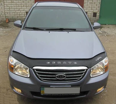 Дефлектор капота KIA Cerato 2004-2009 с логотипом Vip Tuning