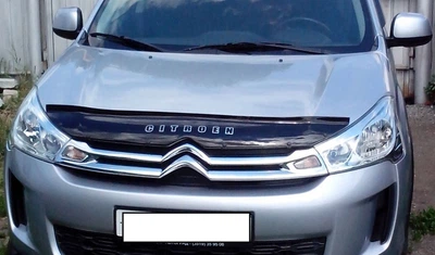 Дефлектор капота Citroen C4 Aircross 2012- с логотипом Vip Tuning