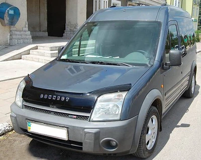 Дефлектор капота Ford Tourneo Transit Connect 2002-2013 с логотипом Vip Tuning