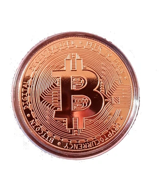 Золотистая сувенирная монета Биткоин
