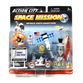 Набор RealToy Космос 10 предметов (9114-49)