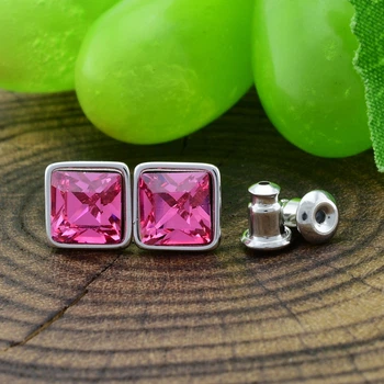 Сережки Xuping з кристалами Swarovski 21402 розмір 7х7 мм колір рожевий позолота Біле Золото