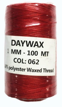Нитка вощеная Daywax 1мм 100м Красный 062