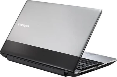 Ноутбук Samsung 300E 15.6 Intel 997 4 RAM 500 HDD Б/У