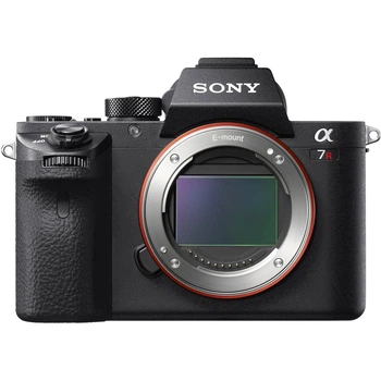 Бездзеркальний фотоапарат Sony Alpha A7R III body (ILCE7RM3)