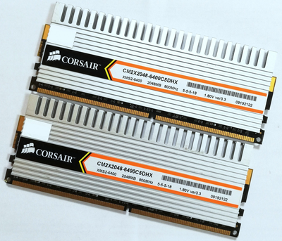 Пара игровой оперативной памяти Corsair DDR2 4Gb (2Gb+2Gb) 800MHz PC2 6400U CL5 (CM2X2048-6400C5DHX) Б/У