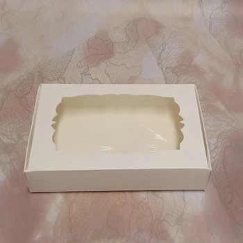 Коробка для пряників з віконцем 15*20 * 3см