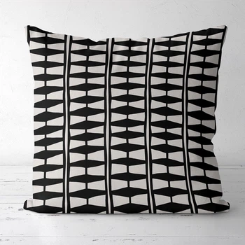 Подушка з принтом габардинова Black and white ornament 30x30 см