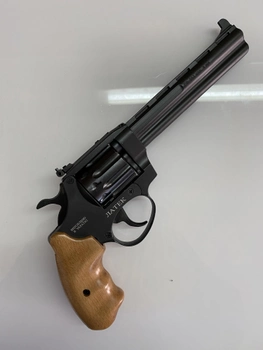 Револьвер под патрон Флобера Safari RF-461 cal. 4 мм, буковая рукоятка