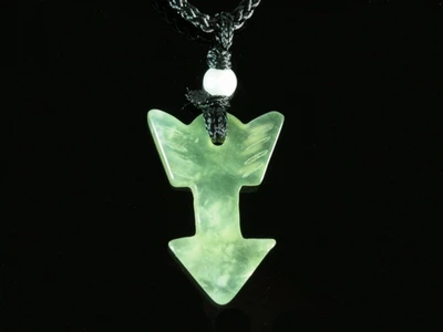 Амулет кулон Нефритовый Стрела Semantic Jewelry 2.7 x 2.0 x 0.3 см