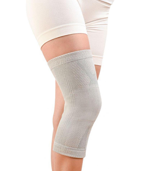 Бандаж на коленный сустав эластичный Алком 3022 размер 3, серый