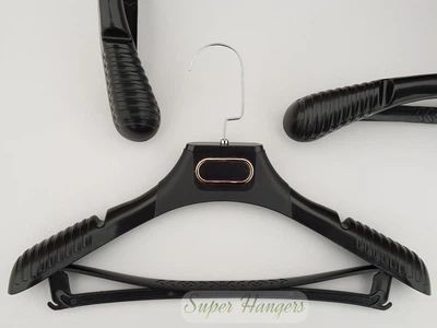 Плечики вешалки Hanger TZP8830 38 см пластмассовые с ребристым плечом черные
