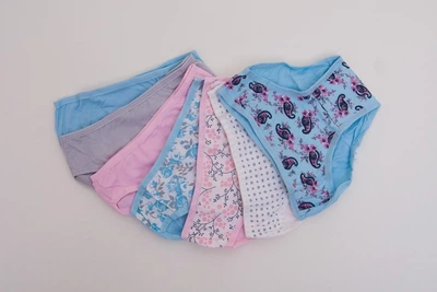 Трусы для девочки слипы Nicoletta 5 лет рисунок 2339 - 7 шт. Рост 110 см.