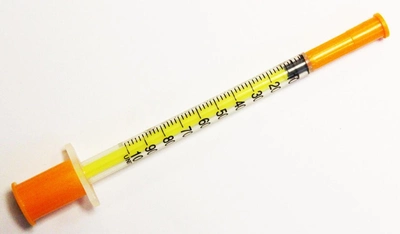 Шприц інсуліновий 1 мл U-100 Alexpharm з інтегрованою голкою (30G/0.3*13 мм/180 шт)