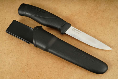 Нож Morakniv Companion Heavy Duty Black нержавеющая сталь (13158 /13159)