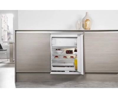 Холодильник с морозильной камерой Whirlpool ARG 590/A+