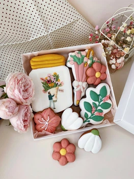 Имбирный пряник Sweets&joys Набор маленький "8 марта" №4 15х15 см