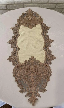 Дорожка велюровая Acme с кружевом 40*140 Payidar Cream-Gold