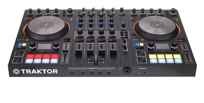 DJ-контроллер Native Instruments S4 MK3