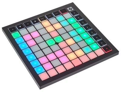 MIDI-контроллер Novation Launchpad X