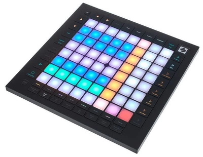 MIDI-контроллер Novation Launchpad PRO MK3