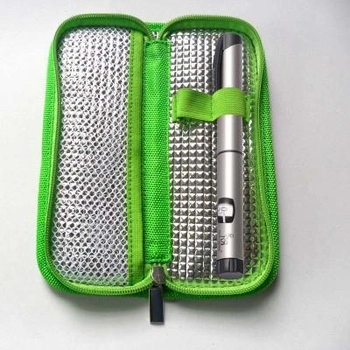 Термопенал для шприц-ручек и инсулина и таблеток зеленый