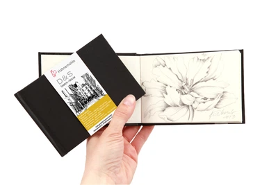 Скетчбук для начерків 140г D&S Hahnemuhle (скетч чорний 9х12,5см 30л)