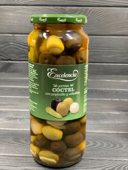Оливки Excelencia Coctel ассорти с корнишонами и луком 580 мл