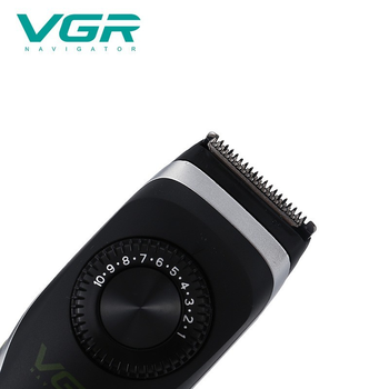 Аккумуляторная машинка для стрижки волос VGR 028