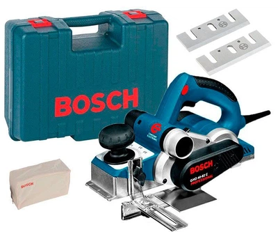 Рубанок Bosch Professional GHO 40-82 C + чемодан + параллельный упор + ножи (060159A760)