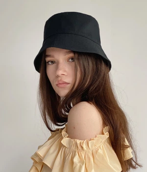 Летняя панамка женская молодежная D.Hats черного цвета